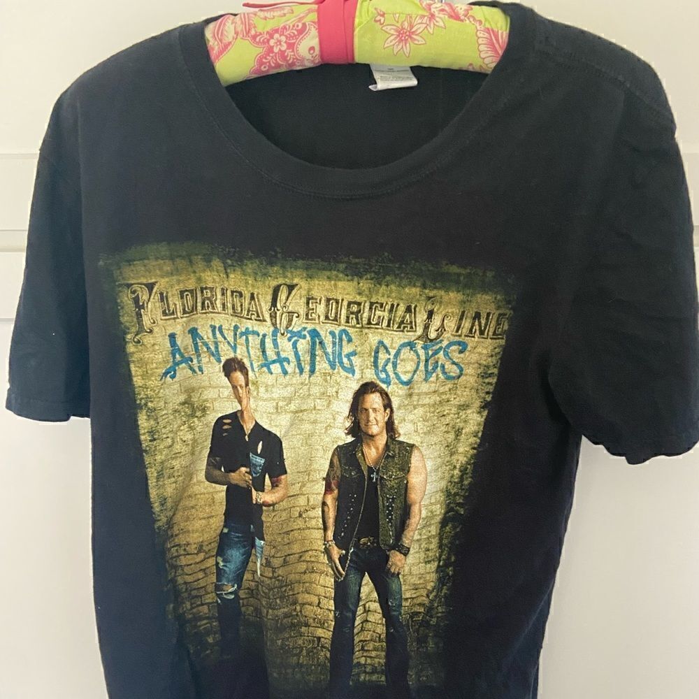 Florida Georgia Line “Anything Goes Concert Tour T Shirt Size Large Black